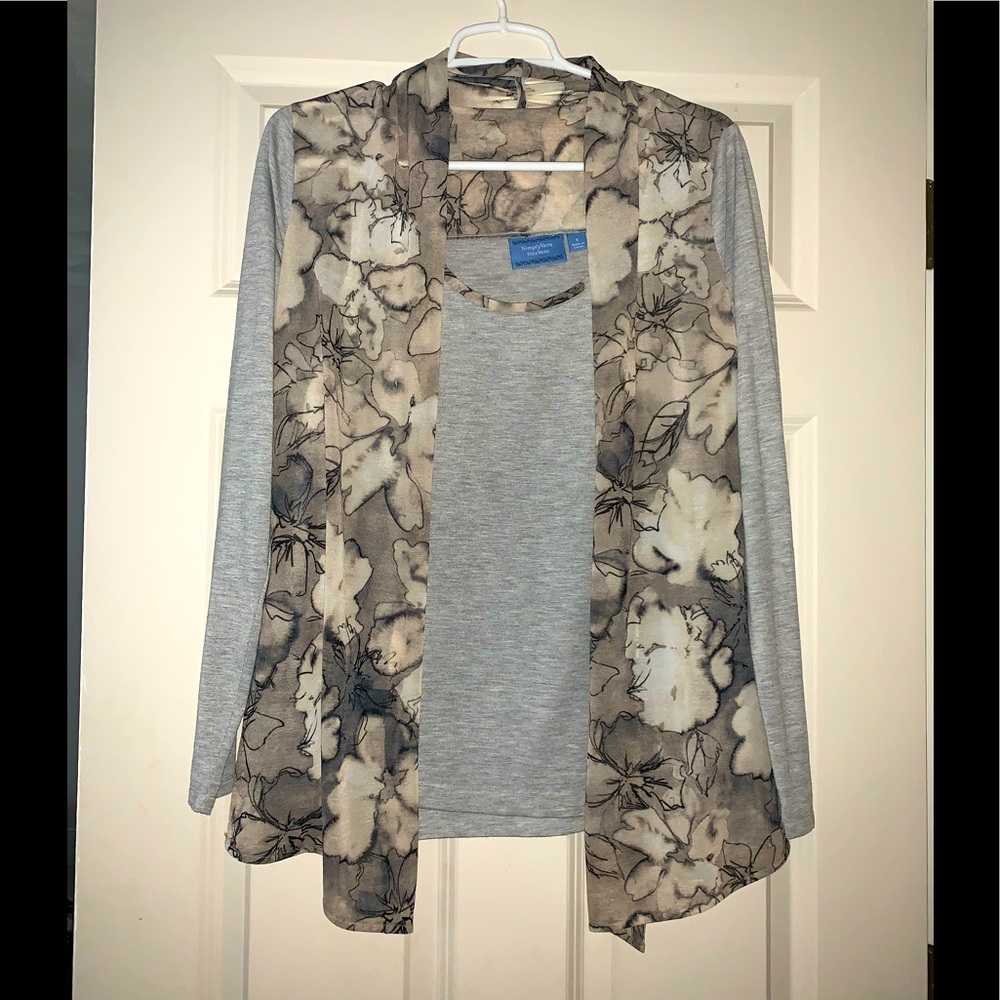 Vera Wang layered top